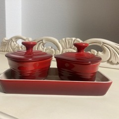  ル・クルーゼ Le Creuset プチ ラムカン ダムール セット チェリーレッド  ハート型の画像