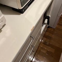 キッチン　食器棚の画像