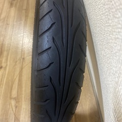 110-80-17中古タイヤひび有りの画像