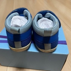 ASICS キッズシューズ 12.5cm 青の画像