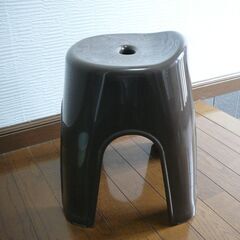 43. 【新品】LIFELEX アーチ型風呂椅子35cm（ブラウン） 洗面器2個（白と黄緑） 3点セットの画像