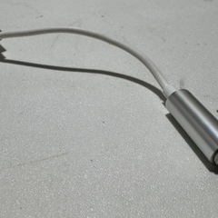 iPhone イヤホンアダプタ Lightning to 3.5 mm ヘッドフォンジャック ライトニング 変換 互換品 Apple MFi認証品　iPhone/i-Pad適応 3.5mm イヤホンジャック ケーブル 接続アダプタの画像