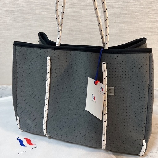 【新品未使用】qbag L グラファイト マザーズバッグ トートバッグ 大容量 ネオプレーン