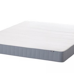 IKEA HAFSLO ダブルベッドの画像
