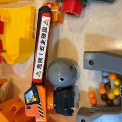 タカラトミー 岩がゴロゴロ！工事現場の画像