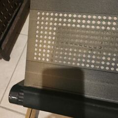 ￥500パソコン スタンドの画像