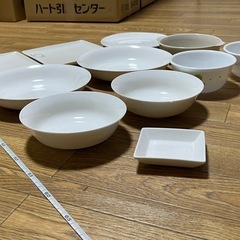 食器の画像