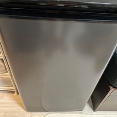 TCL 冷蔵庫 幅47.6cm 114L CRT114AHの画像