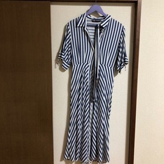 ZARAワンピースの画像