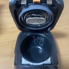 象印 圧力IH炊飯ジャー NP-RT05型（5合炊き）の画像