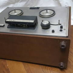 TEAC ティアック オープンリールデッキ A-4000 本体のみ　動作未確認 ジャンクにての画像