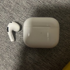 本日（8/8）まで‼️早い者勝ち‼️AirPods 第三世代　✨ 極美品✨　左耳ケース付きの画像