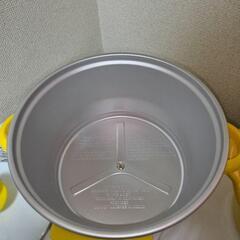 ①DELISH キッチンコトコト煮込みシェフ② 深川製磁 宮内庁御用達 ６枚の画像