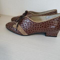 未使用に近いクリスチャンエヴァ　シューズの画像