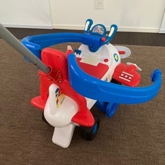 【無料】飛行機型コンビカーの画像