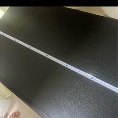 早期引き取り希望！黒い木製テレビボード ガラス扉付きの画像