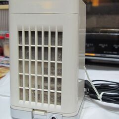 💗空気清浄機ミニ未使用に近い💗シャーププラズマクラスター２５０００　イオン発生器　の画像