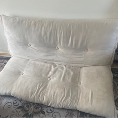折りたたみソファーの画像