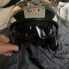 サンシェード付きジェットヘル新品未使用
の画像