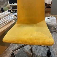 デスクチェア 黄色の画像