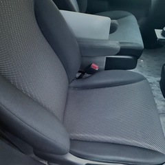 【しばらく保留】個人販売。すぐに名義変更出来ない方30万です。車検10.12までの画像