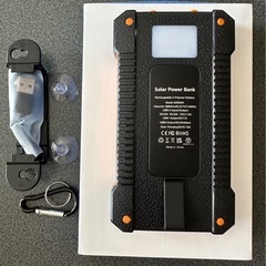モバイルバッテリーソ-ラ-充電器の画像