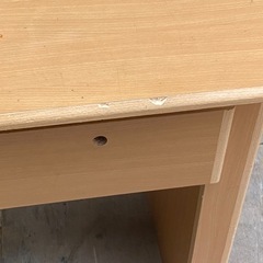 ニトリ　パソコンデスクの画像