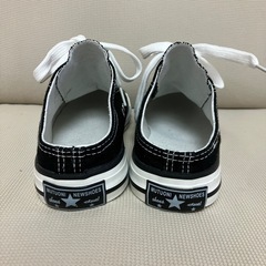 【新品】スニーカー　スリッポン　踵なし　キャンバス　24㎝　黒　ブラックの画像