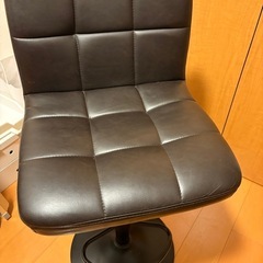 カウンターチェアの画像