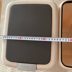 ゴミ箱の画像