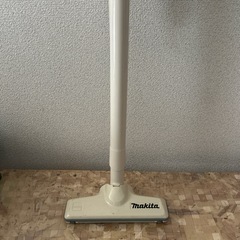 【取引中】中古 𝐦𝐚𝐤𝐢𝐭𝐚 掃除機 の画像