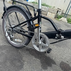 折りたたみ自転車20インチの画像