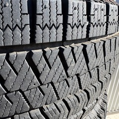 195/65R15 スタッドレスタイヤ　2018年製の画像