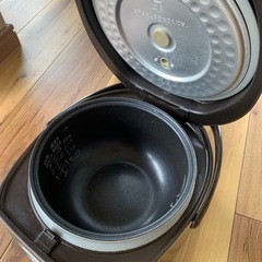SANYO 炊飯器　3合炊き　中古品の画像
