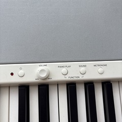 電子ピアノの画像