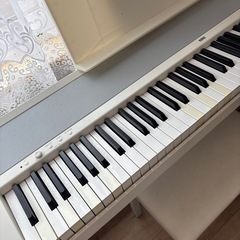 電子ピアノの画像