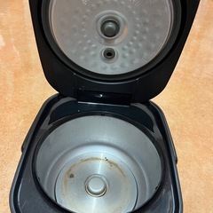 アイリスオオヤマ3合炊き炊飯器の画像