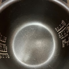 アイリスオオヤマ3合炊き炊飯器の画像