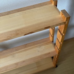 棚　観葉植物を置いていました。の画像