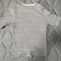 ユニクロ リブボーダークルーネックTの画像