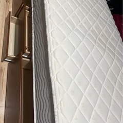 シングルベッド　マットレス付きの画像
