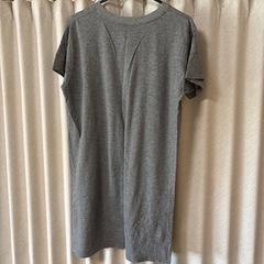 ニューバランス　ロングTシャツ　Sサイズの画像
