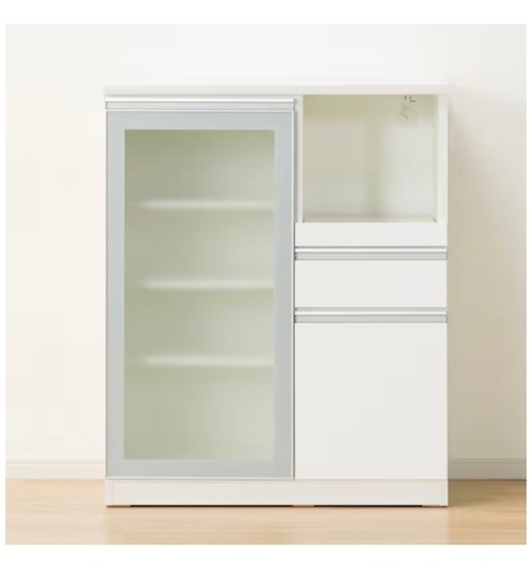 キッチンボード、食器棚