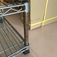ガラスつきワイヤーシェルフの画像