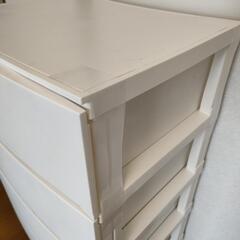 衣装ケースの画像