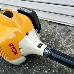 エンジン草刈機 RYOBI EKK-2620の画像