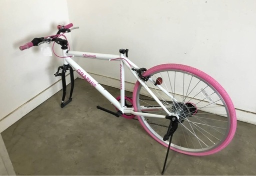 A-22 △ v 岐阜発/ 未使用/ GRAPHIS/ クロスバイク/ 26インチ/ 6段変速/ ペダルなし/ Fリム留め具欠品/ R7.6/22 △