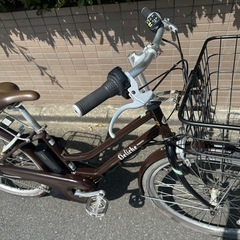 サマーSALE🈹新基準 ブリヂストン　デリーシェ　8.7Ah リチウム 電動自転車 中古　5899の画像