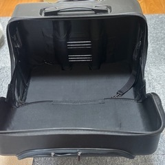 スーツケース型ペットキャリーカートの画像