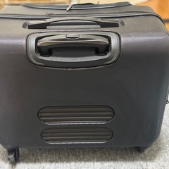 スーツケース型ペットキャリーカートの画像